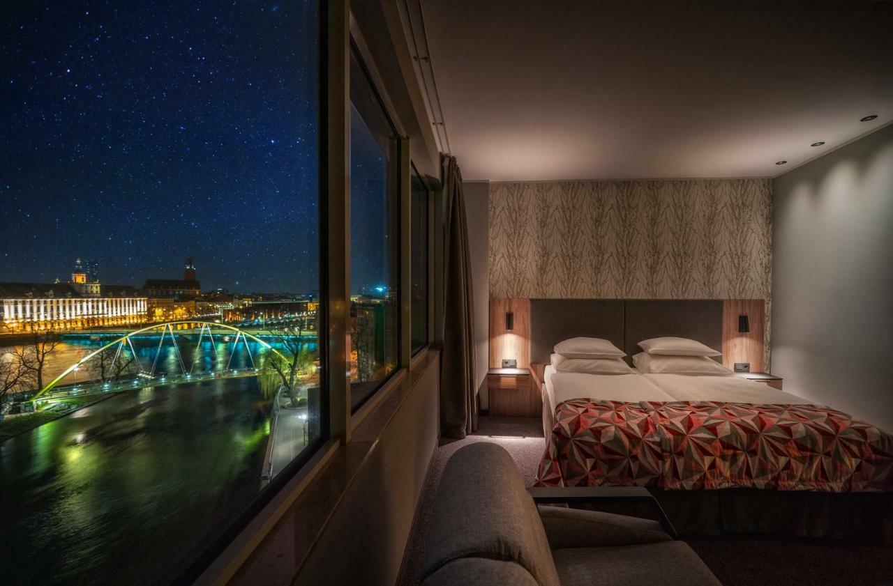 Hp Park Plaza 4*